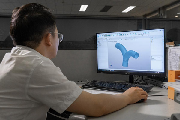 应用中望3D设计联塑管道